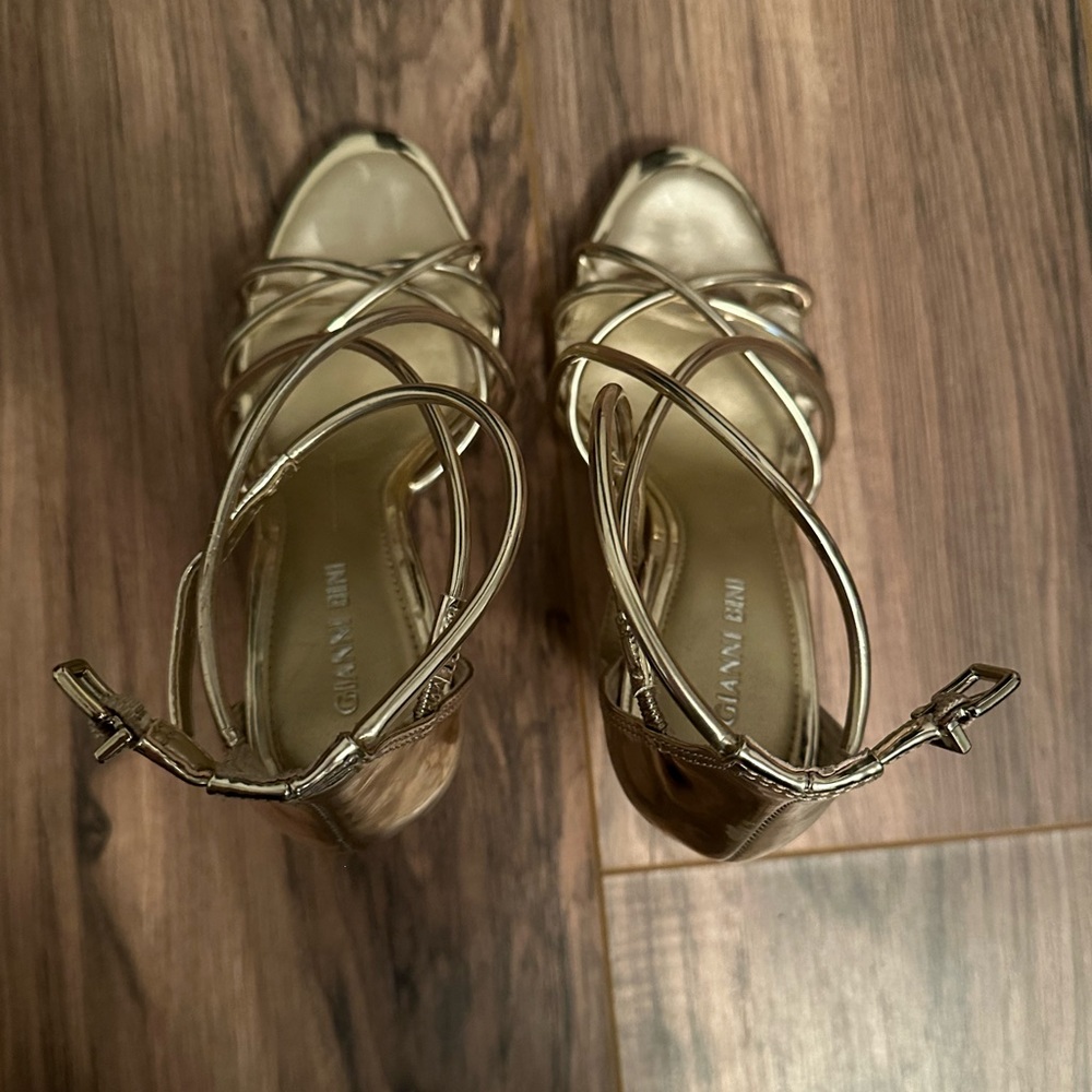 Gianni Binni Strappy Heels Sandals Gold Size 6.5